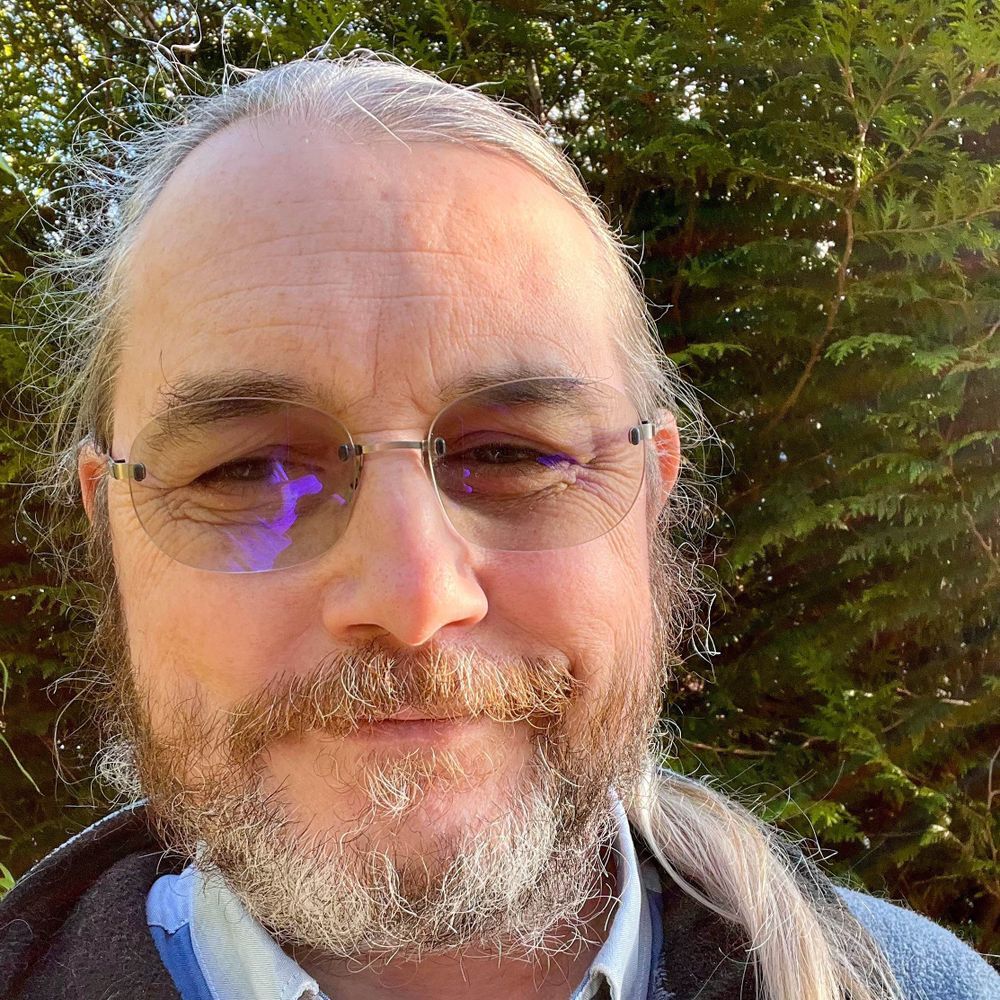 Ollivier Robert  🇺🇦🏳️‍🌈🦀　オリヴィエ